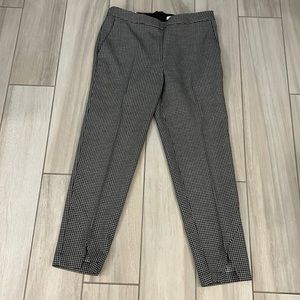 BCBGeneration, black/white check pants. Size 4. Excellent condition. Back zipper